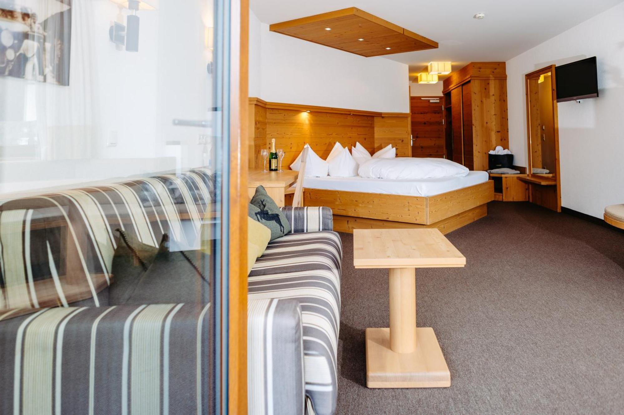 Hotel Klockerhof Lermoos Eksteriør billede